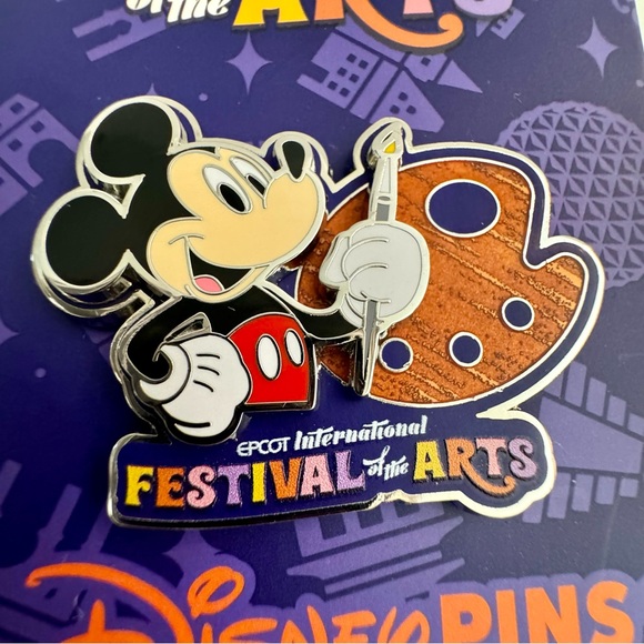 NWT. Disney pin Epcot festival of the arts pin featuring Mickey Mouse - Picture 2 of 8